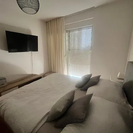 New! Apartmant Near Sea,beautiful View Jesenice (Split-Dalmatia)